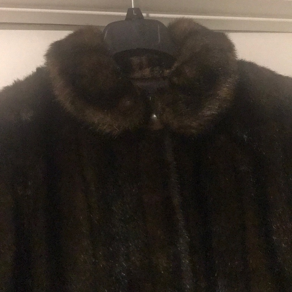 Alpine studio fur long women’s jacket - Picture 4 of 7